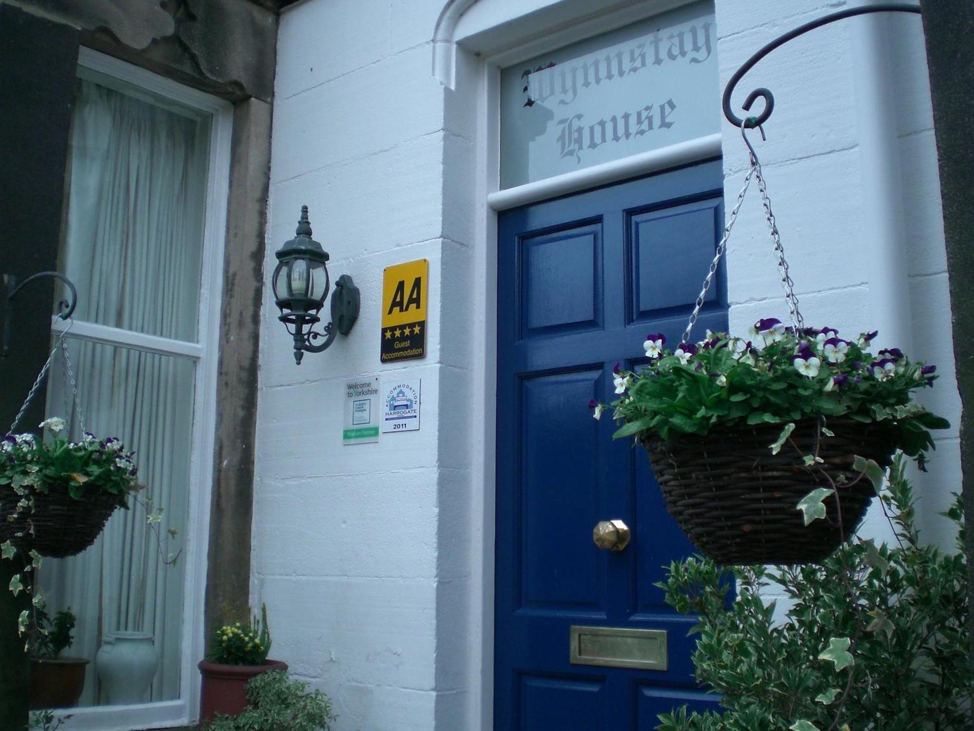 Wynnstay House Harrogate Exterior photo